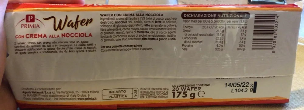 Wafer con crema alla nocciola