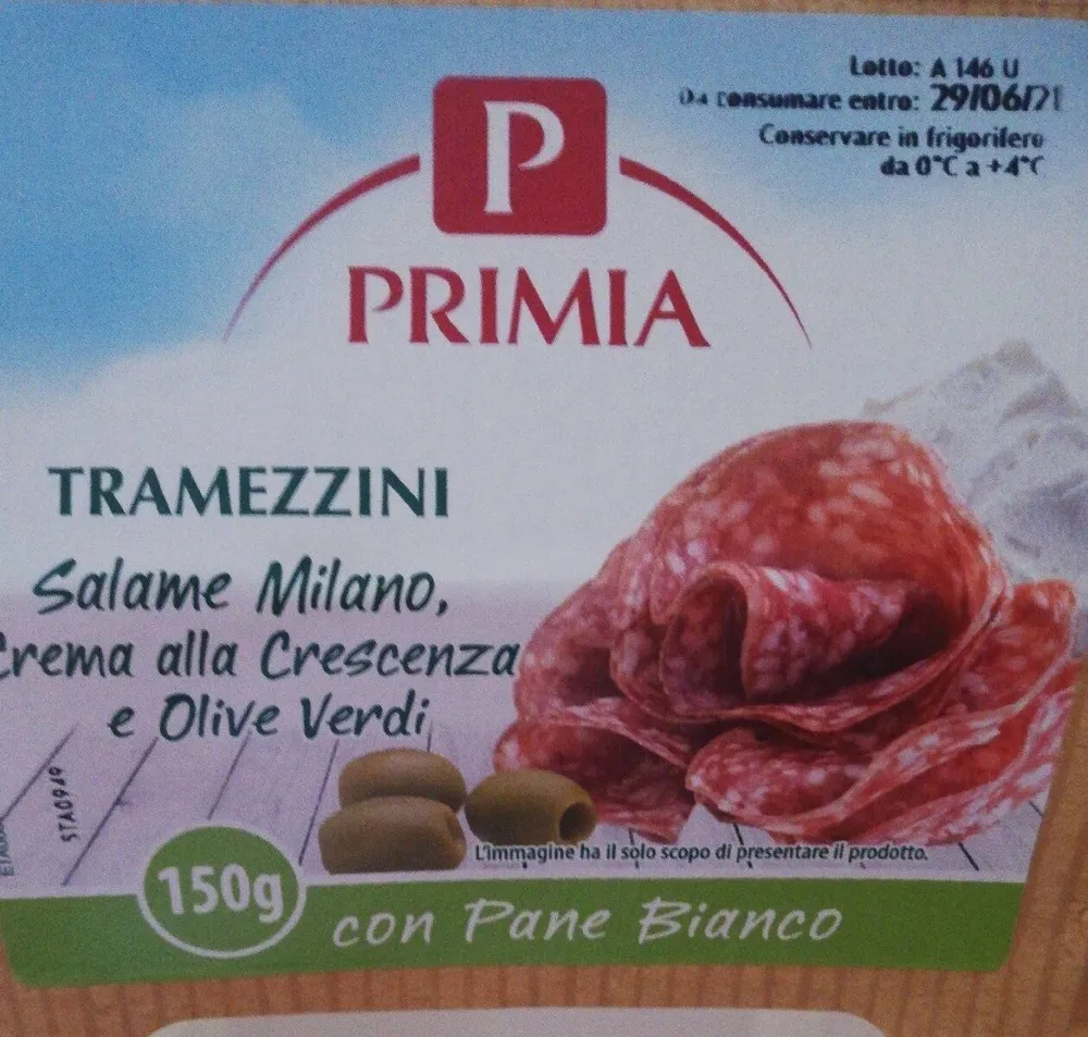 Tramezzini salame Milano crema alla crescenza e olive verdi