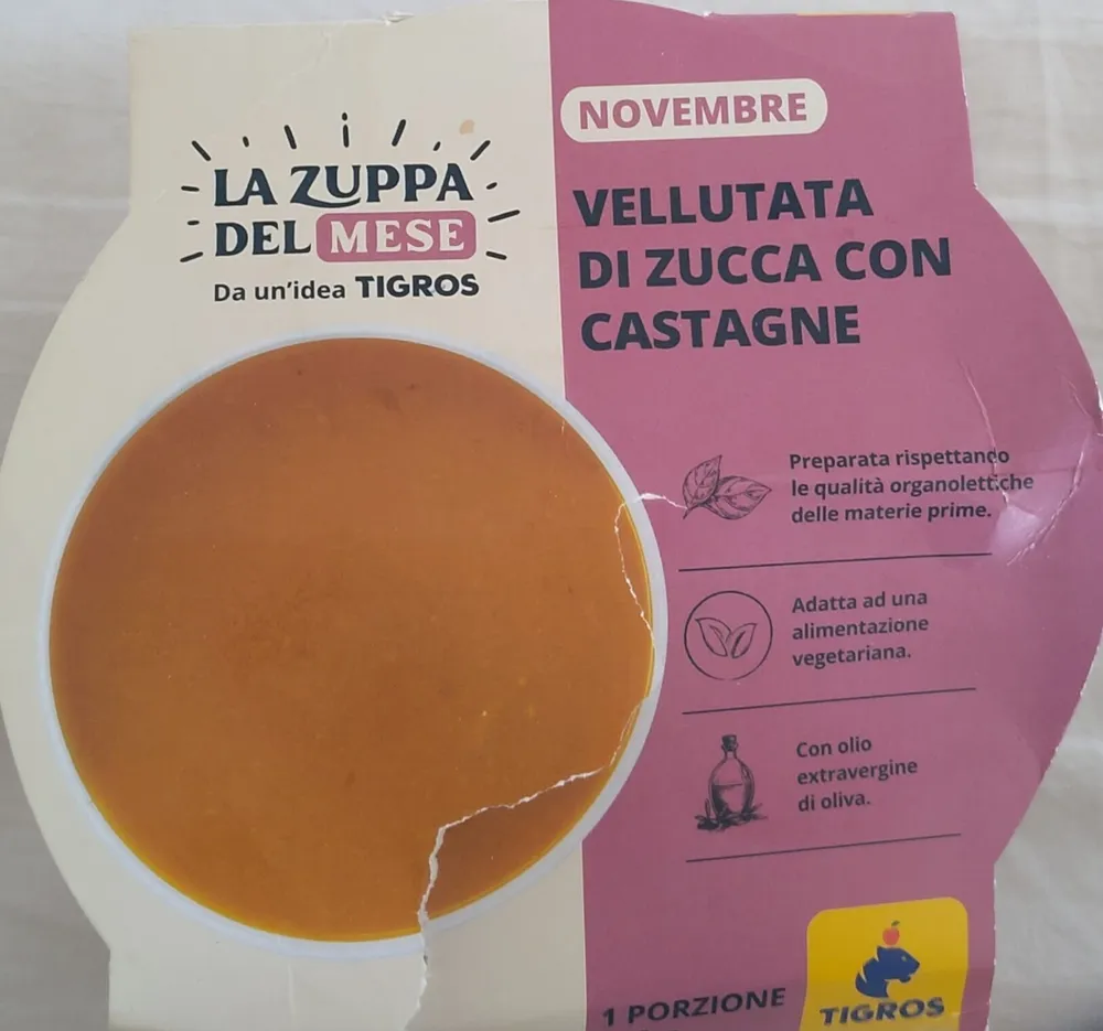 Vellutata di zucca con castagne