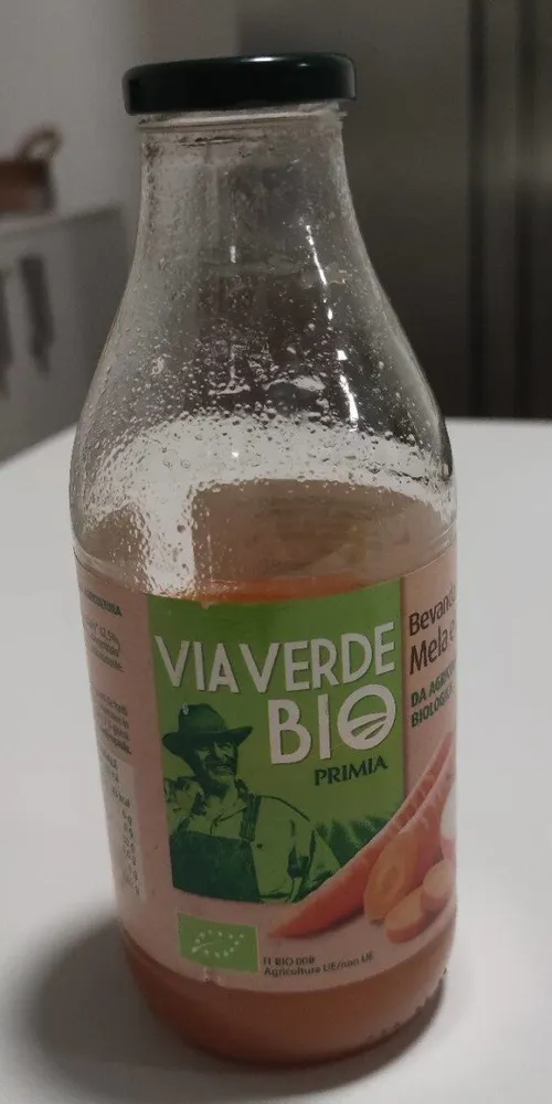 Bevanda alla Mela e alla Carota