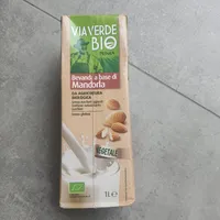 Bevanda a base di mandorla