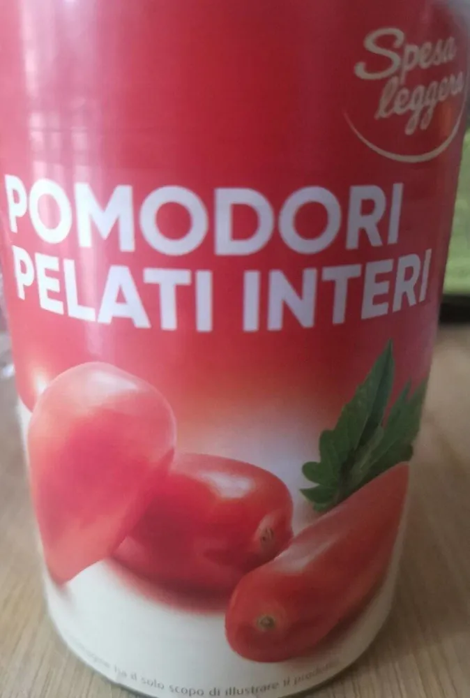 Pomodori pelati interi