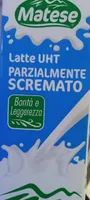 Latte uht parzialmente scremato