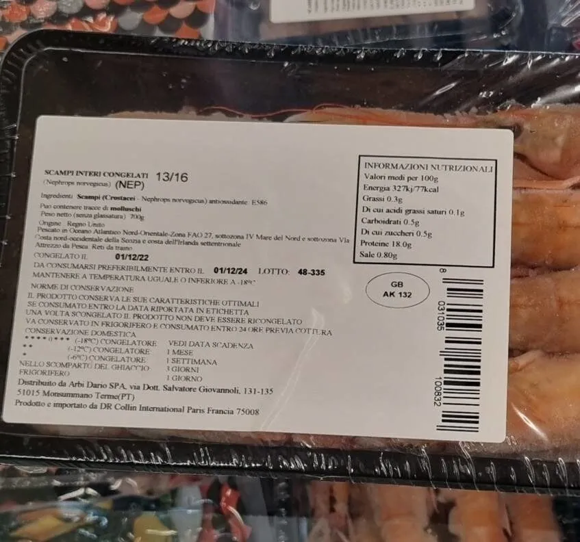Scampi interi congelati