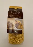 Pasta di semola di grano duro all'uovo con tartufo