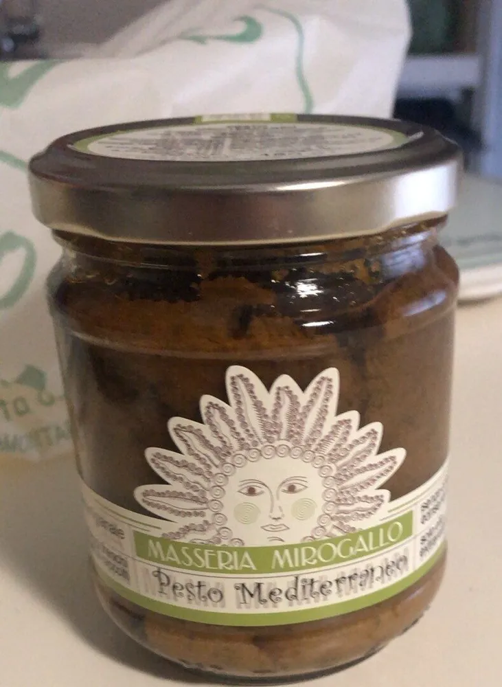 pesto mediterraneo