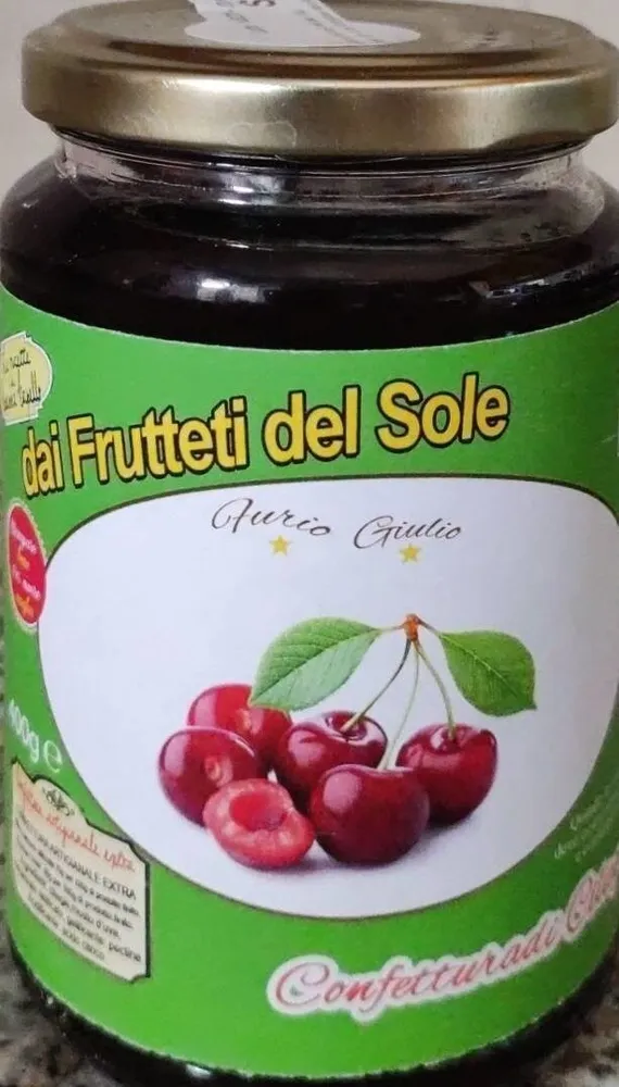 Confettura di ciliegie