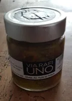 Olive, ail, huile d'olive et piment