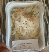 Tagliolini al salmone