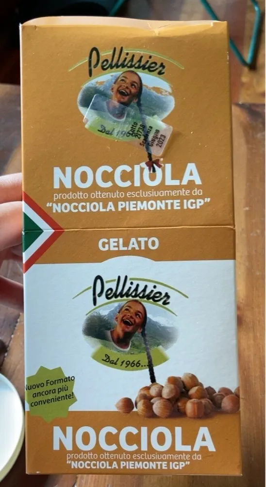 Gelato alla nocciola