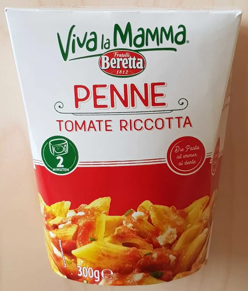 Viva La Mamma Penne, Pomodoro, Ricotta e Basilico