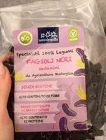 Fagioli neri sedanini