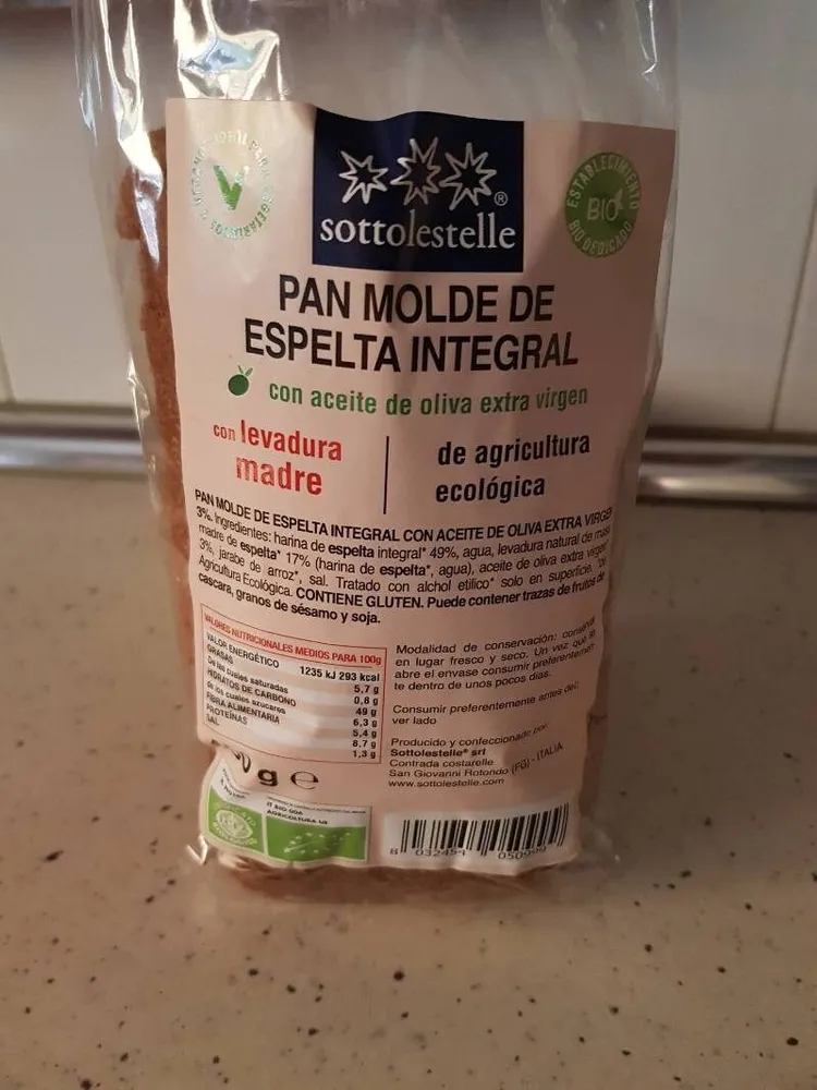 Pan de molde de espelta integral