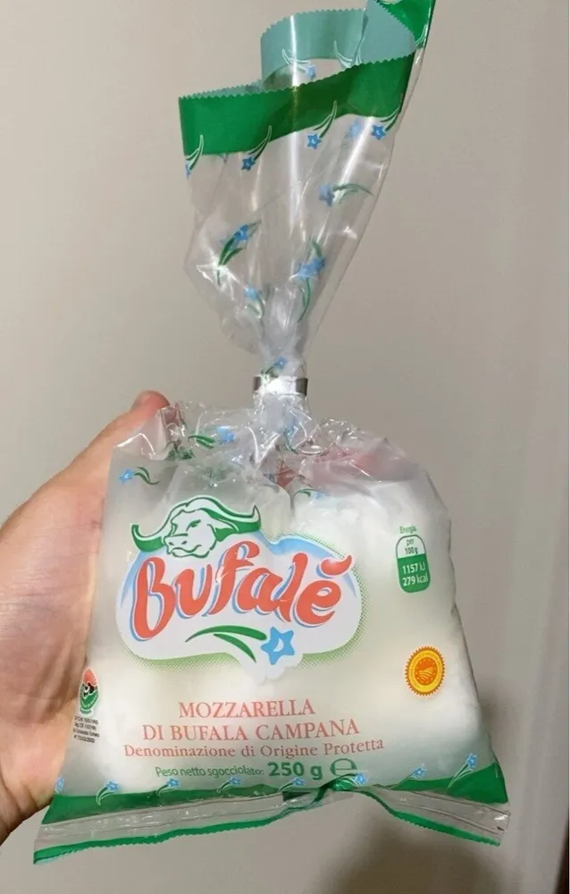 Mozzarella di Bufala Campana