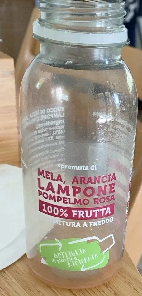 Spremuta mela arancia lampone pompelmo rosa
