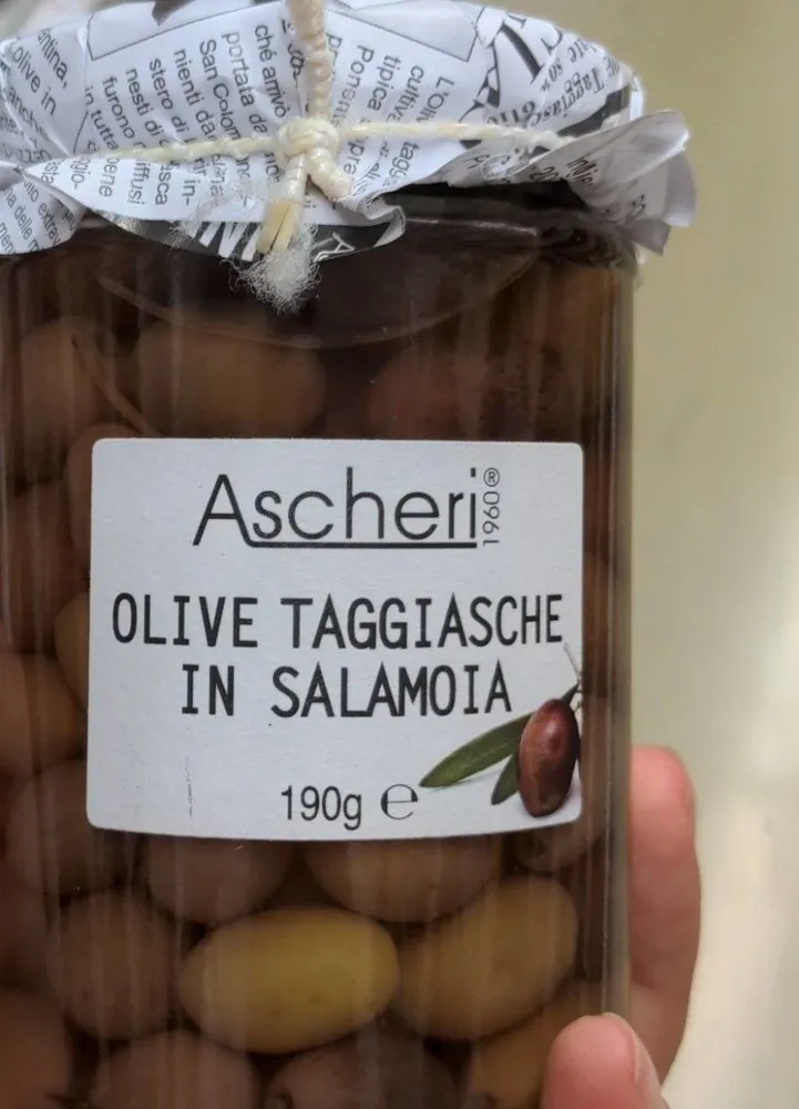 Olive taggiasche in salamoia