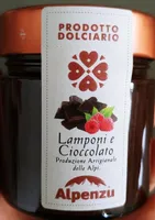 Prodotto dolciario lamponi e cioccolato