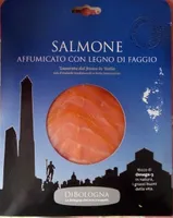 Salmone affumicato con legno di faggio
