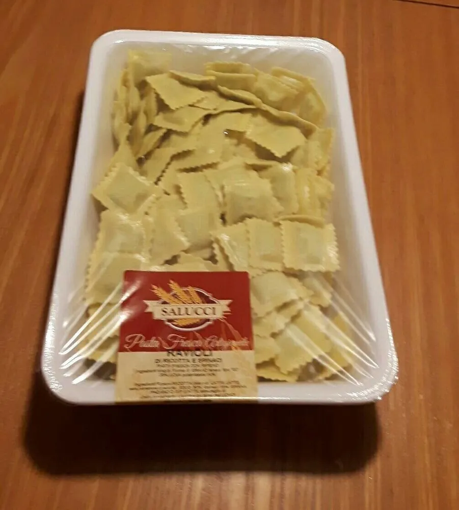 Pasta fresca artigianale ravioli