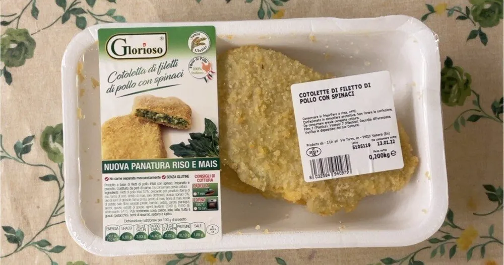 Cotoletta di filetti di pollo con spinaci