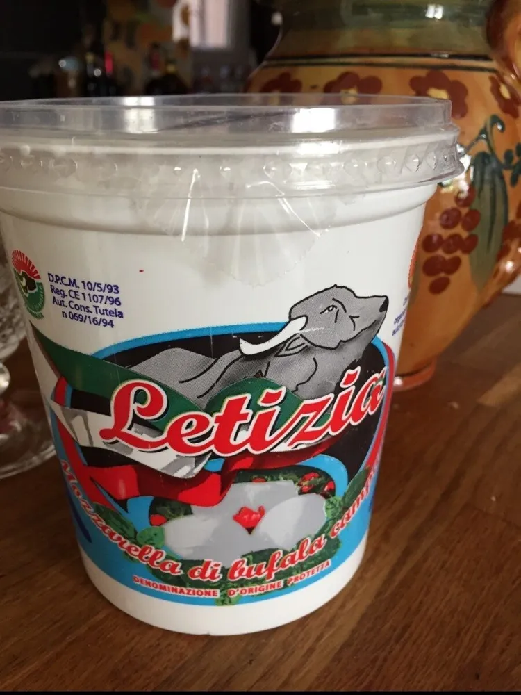 Mozzarella di bufala campana