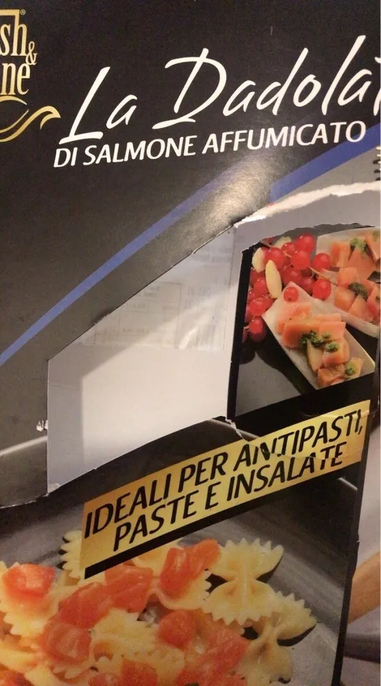 Salmone affumicato a cubetti