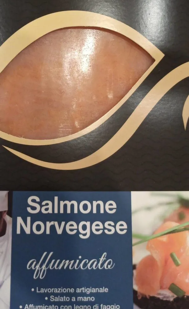 Salmone affumicato a fette