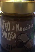 Baffo di nocciola