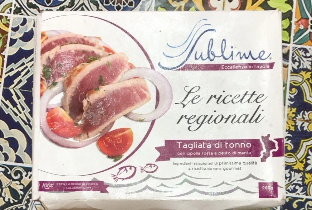 Tagliata di tonno con cipolla rossa e pesto di menta
