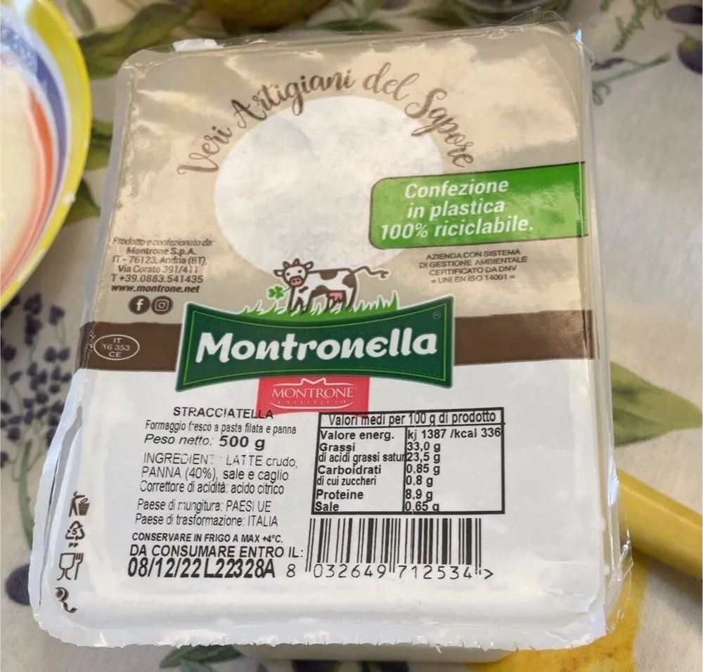 Stracciatella montronella