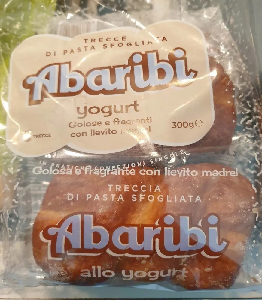 Trecce di pasta sfogliata allo yogurt