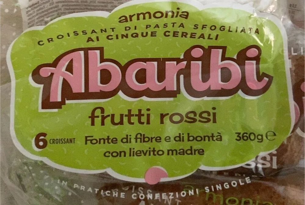 Croissant ai cinque cereali frutti rossi