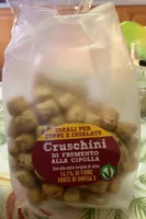 Cruschini di frumento con cipolla