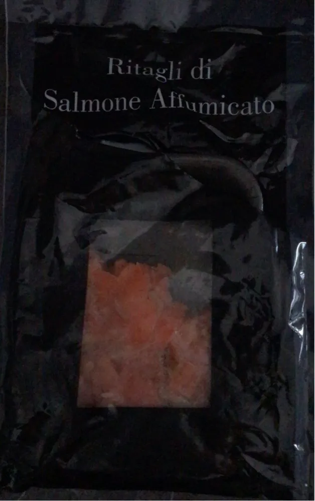 Ritagli di salmone affumicato