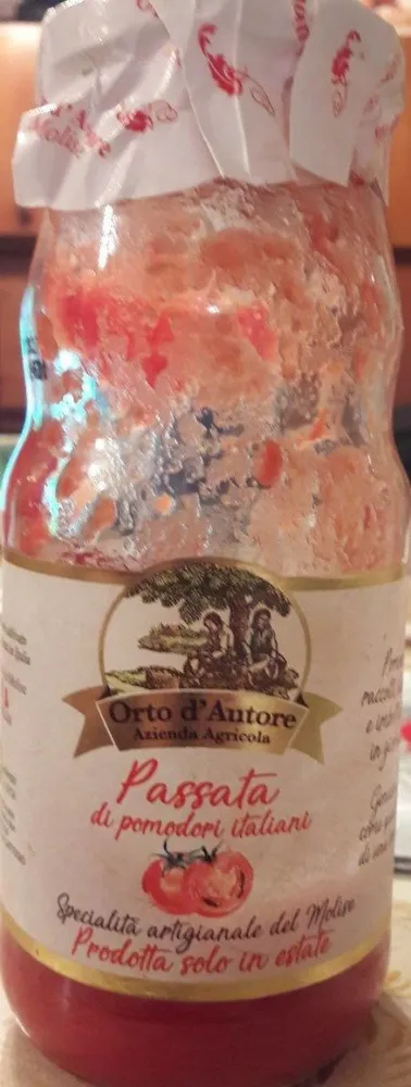 Passata di pomodori italiani