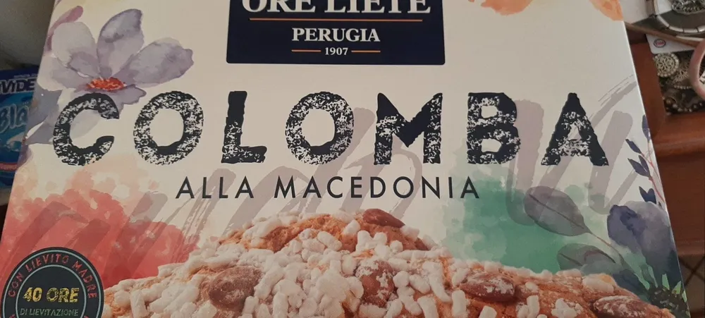 Colomba alla macedonia