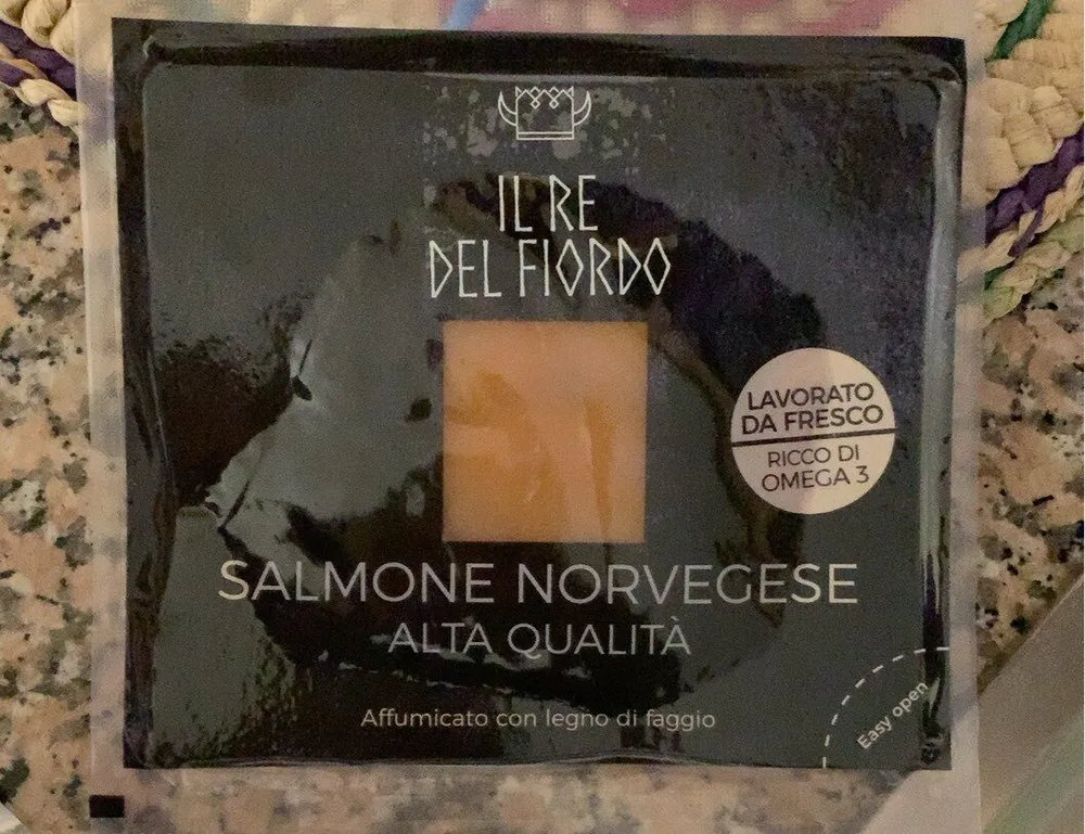 Salmone norvegese alta qualità