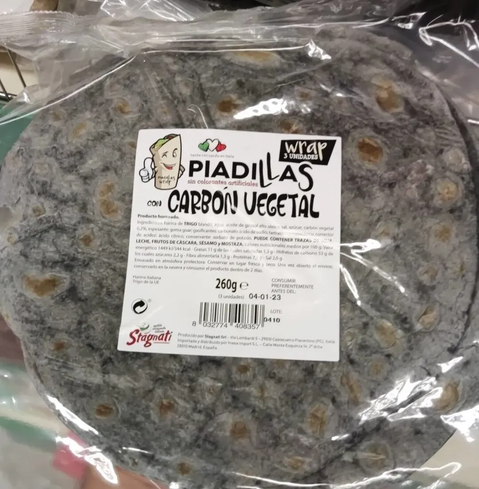 Piadillas con carbón vegetal