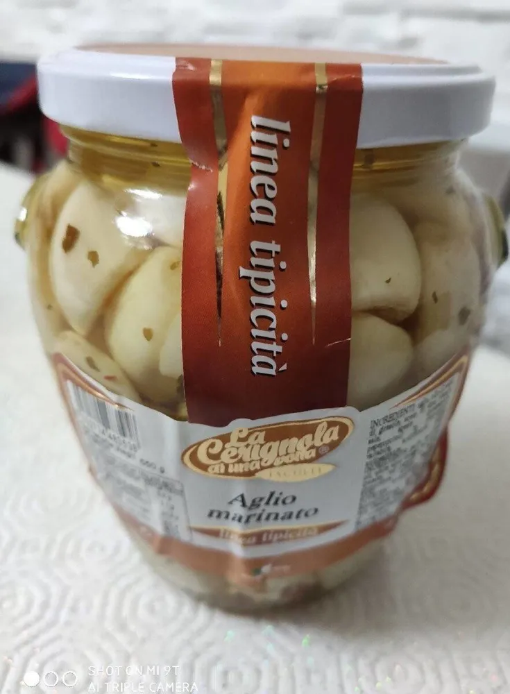 Aglio marinato