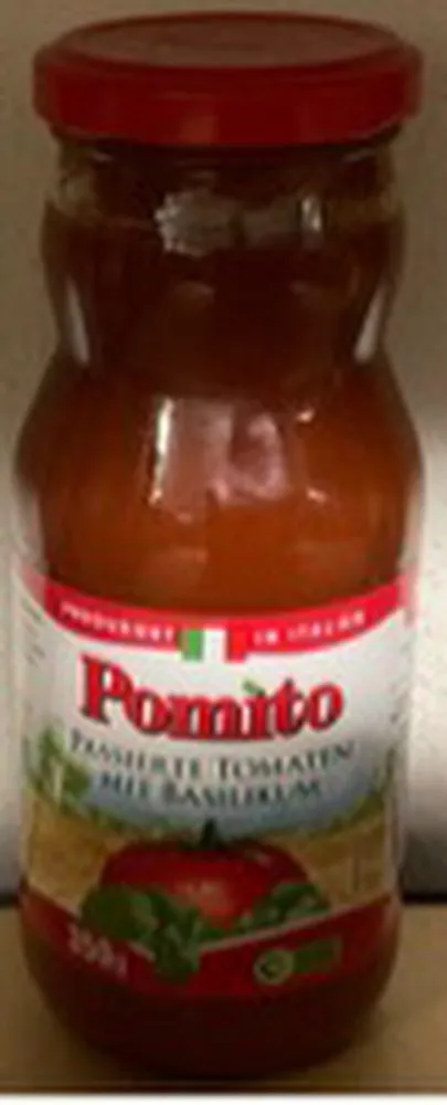 Passierte Tomaten mit Basilikum