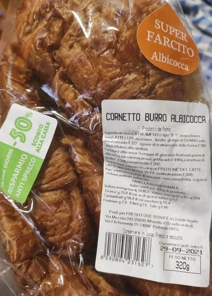 Cornetto burro albicocca