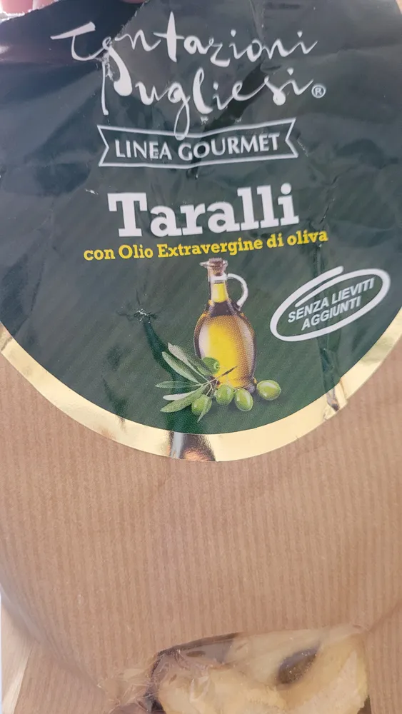 Taralli con olio extravergine di oliva