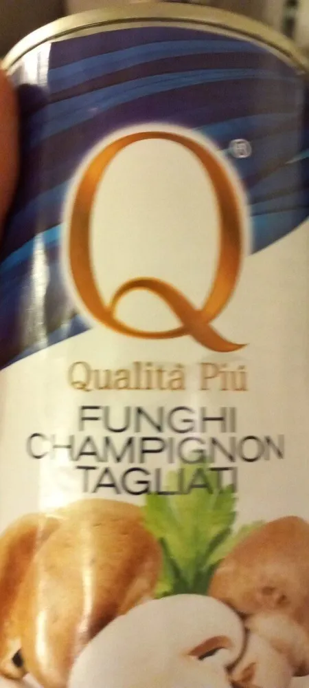 Funghi champignon tagliati