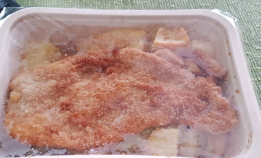 Cotoletta con patate arrosto