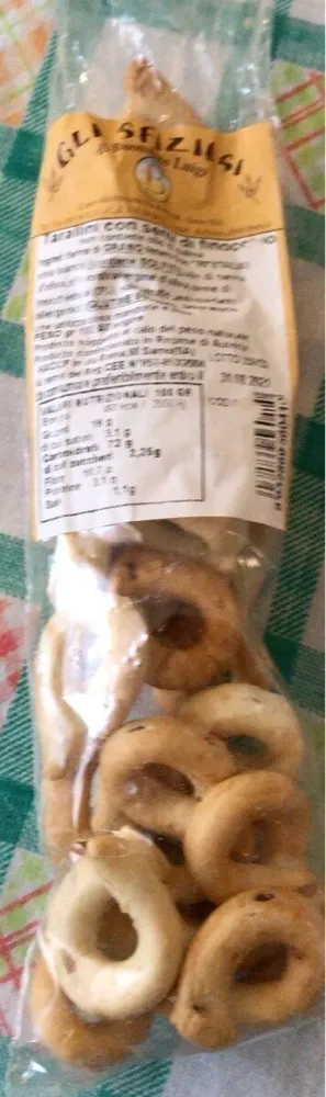 Tarallilinu con semi di fonocchio