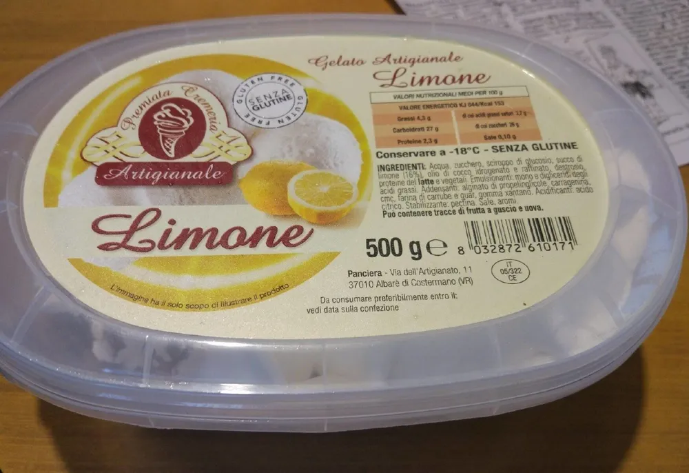 Gelato artigianale al limone
