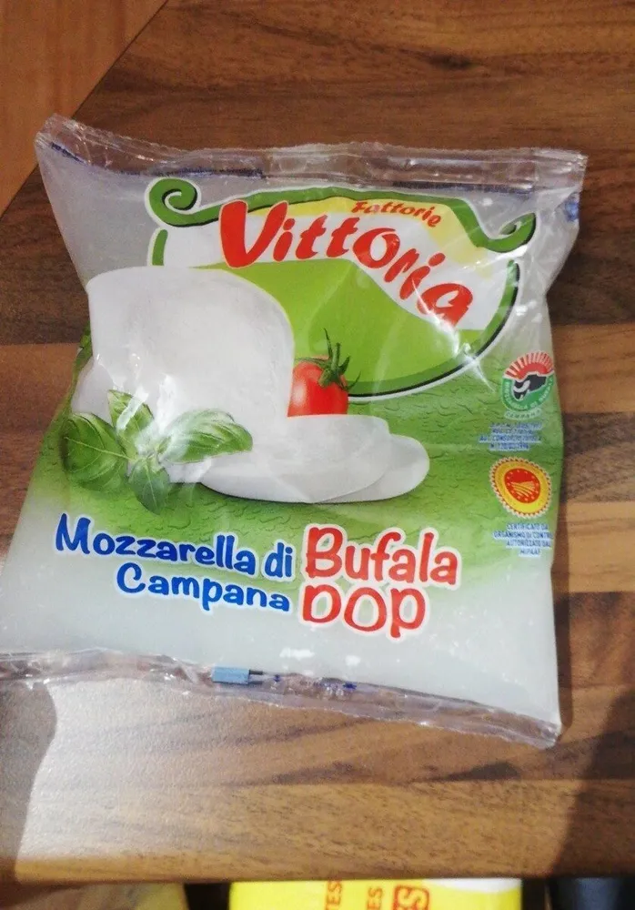 Mozzarella di bufala