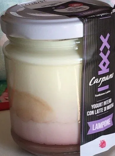 Yougurt intero con latte di moena