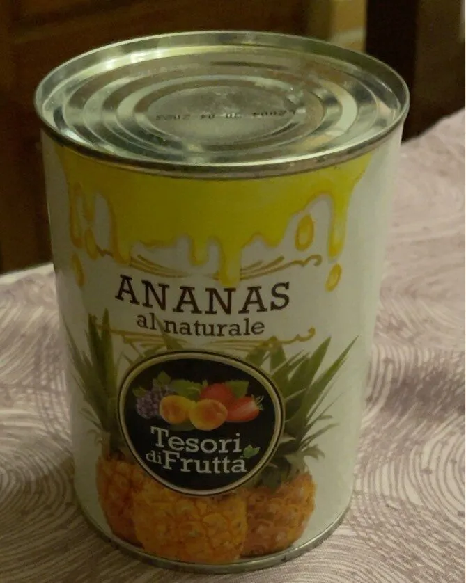 Ananas al naturale