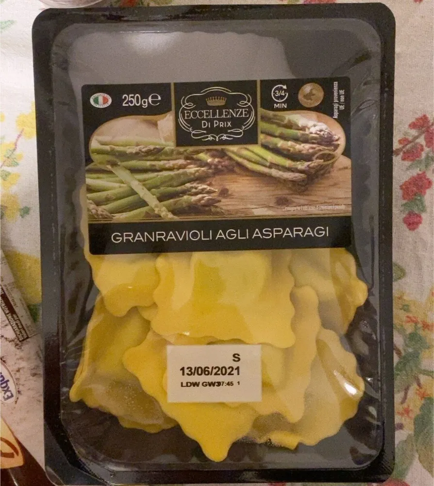Gran ravioli agli asparagi
